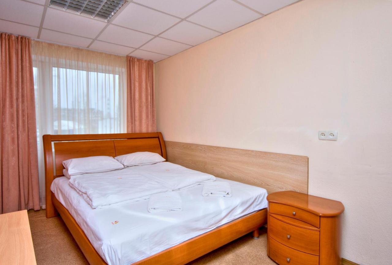 Hostel Podolski Plus Κίεβο Εξωτερικό φωτογραφία