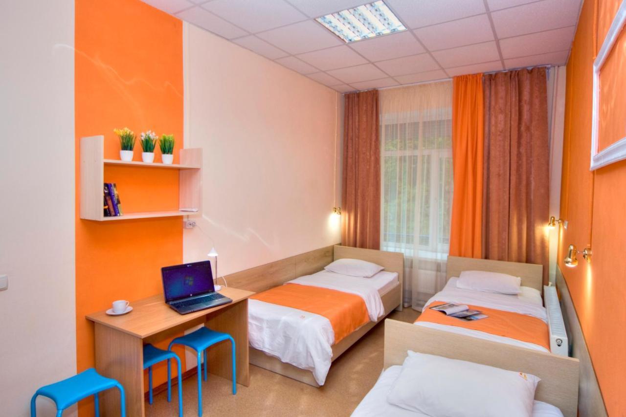 Hostel Podolski Plus Κίεβο Εξωτερικό φωτογραφία