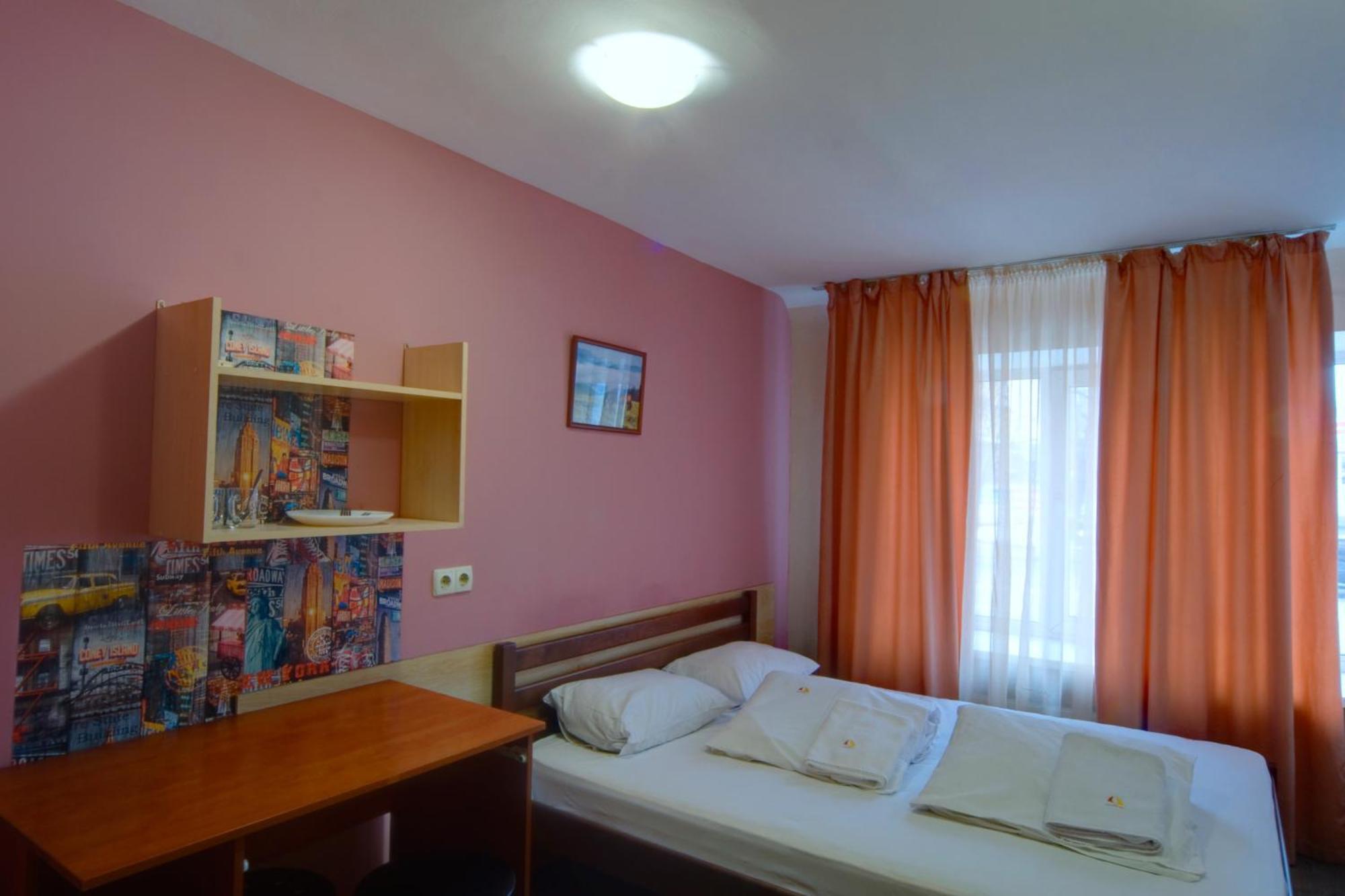 Hostel Podolski Plus Κίεβο Εξωτερικό φωτογραφία