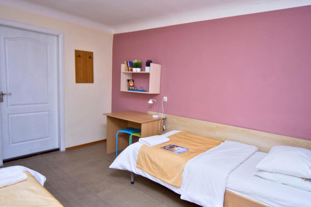 Hostel Podolski Plus Κίεβο Δωμάτιο φωτογραφία
